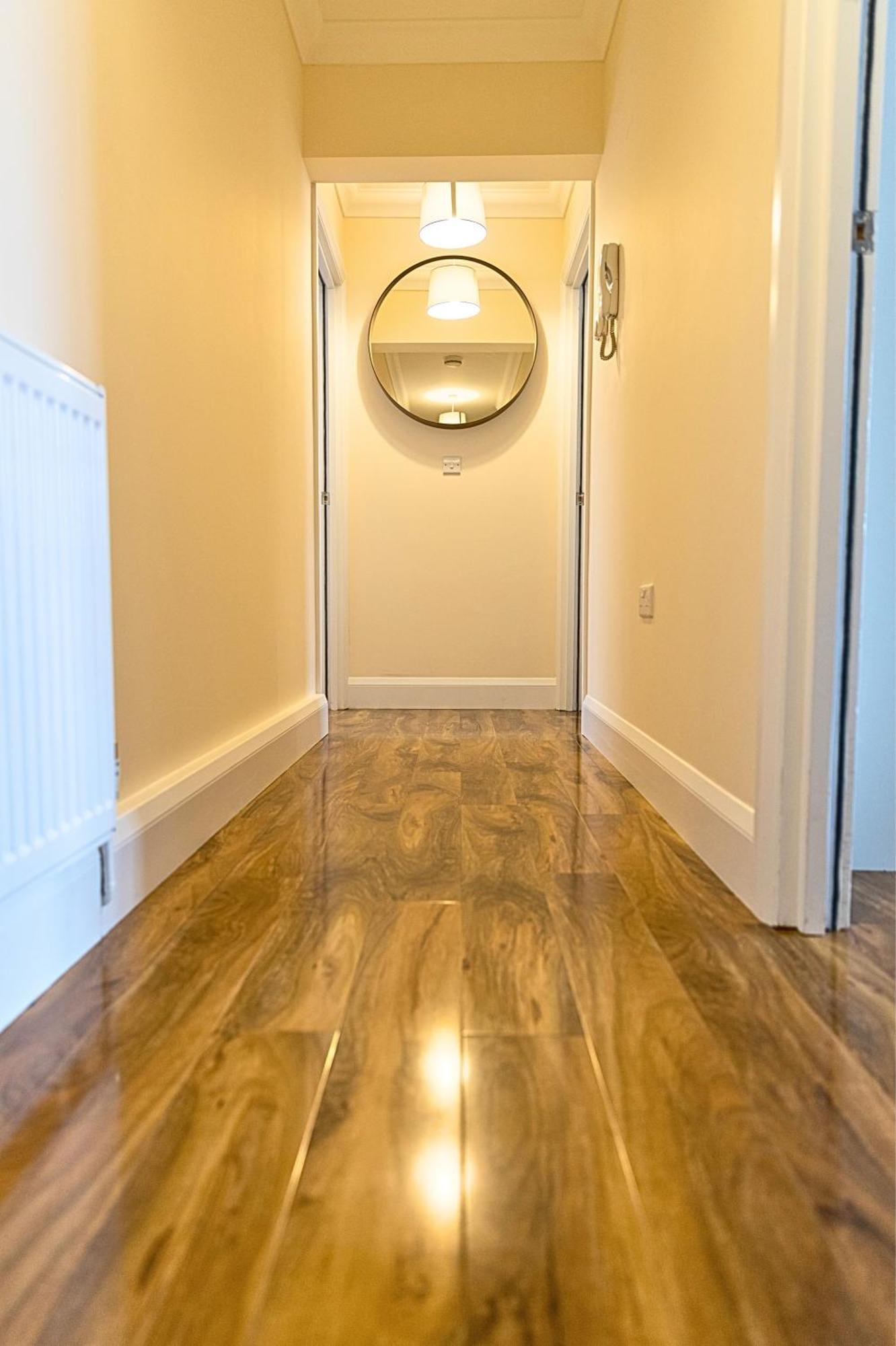 Heathrow Rare Find 2 Bedroom Plus 2 Bathroom Flat - Sleeps 6- Free Parking- Close To Heathrow Terminals-Quiet Development Stanwell Εξωτερικό φωτογραφία